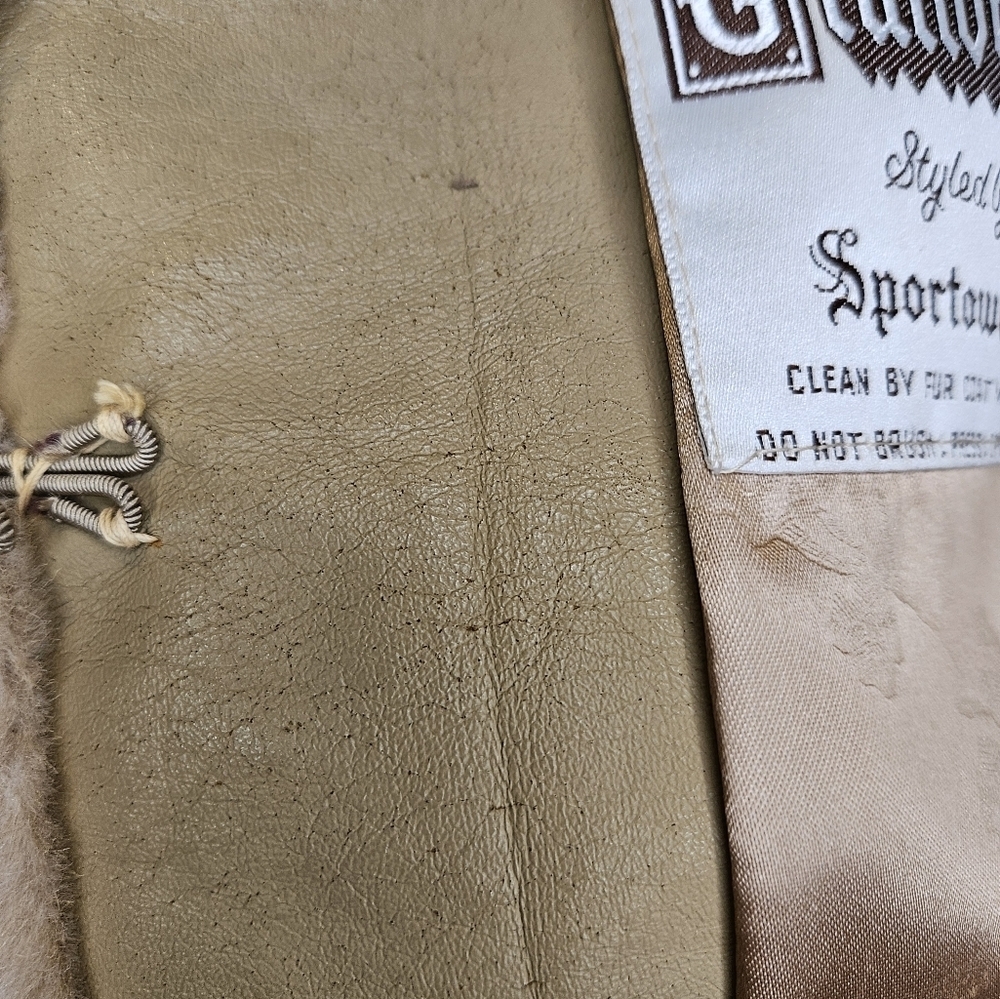 Vintage 60s Grandella tan heavy classic faux fur coat pockets satin lined sz 10 - Picture 9 of 16